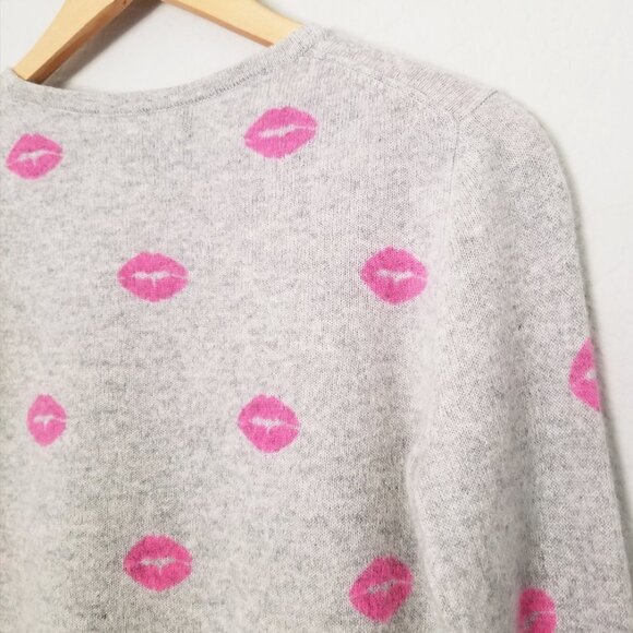 Charter Club 100% Cashmere Lipstick Lips Crewneck Sweater Gray Pink Size S $159 - Picture 11 of 15